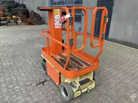 Erikoislaiteet 2016  JLG 1230ES (2)