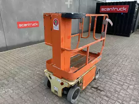 Erikoislaiteet 2015  JLG 1230ES (1)