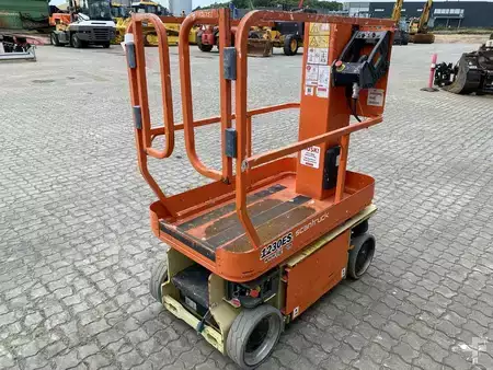 Erikoislaiteet 2015  JLG 1230ES (4)