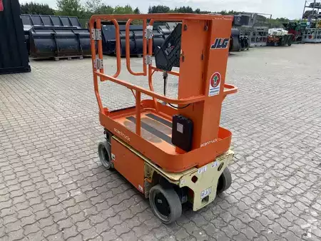 Erikoislaiteet 2016  JLG 1230ES (5)