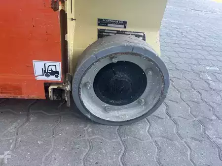 Dispositivos especiales 2016  JLG 1230ES (6)