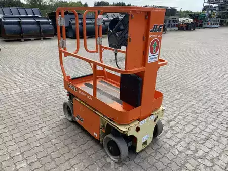Erikoislaiteet 2016  JLG 1230ES (5)