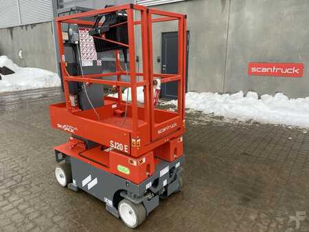 Speciální stroje 2023  Skyjack SJ20E (2)