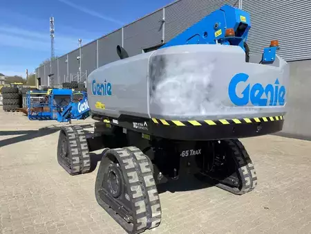 Plataformas articuladas 2024  Genie S-65 TRAX (2)
