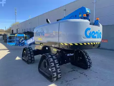 Plataformas articuladas 2024  Genie S-65 TRAX (2)