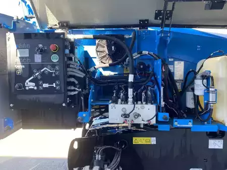 Plataformas articuladas 2024  Genie S-65 TRAX (8)