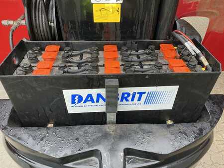 Special devices 2014 Manitou 100VJR (8)