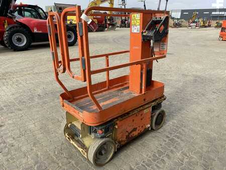 Speciale hoogwerker 2008 JLG 1230ES (4)