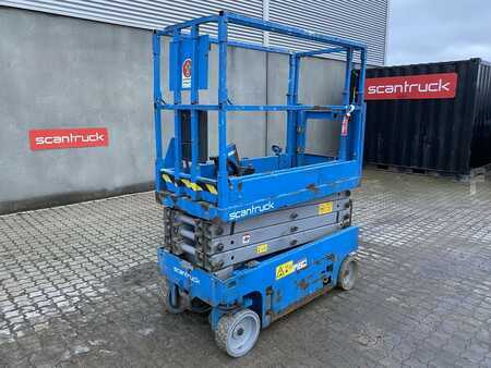 Scherenarbeitsbühne 2015  Genie GS1932 (1)