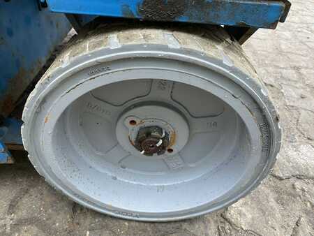 Scherenarbeitsbühne 2015  Genie GS1932 (6)