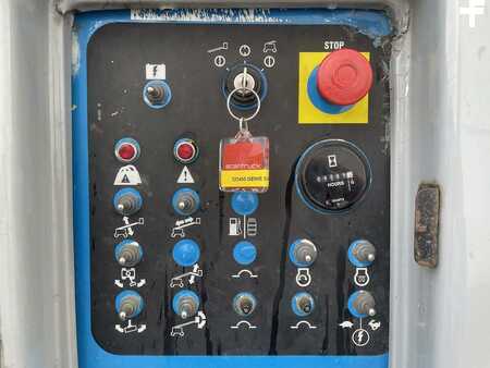 Plataformas articuladas 2008  Genie S-60HC (9)