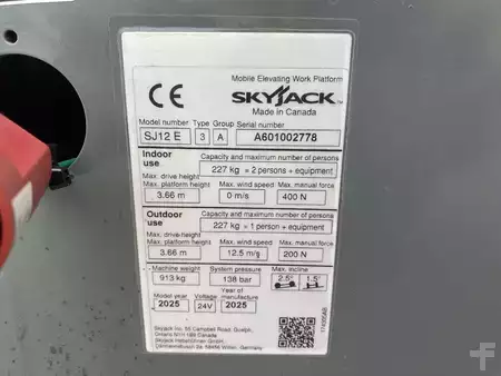 Speciale hoogwerker 2025  Skyjack SJ12 E (9)