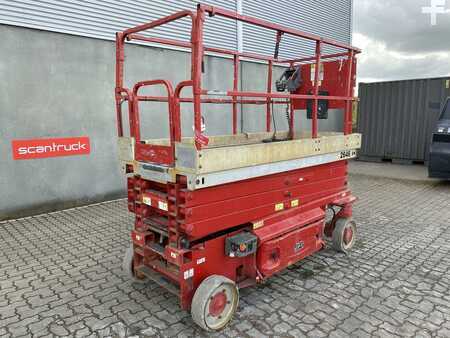 Scherenarbeitsbühne 2006  JLG 2646ES (1)