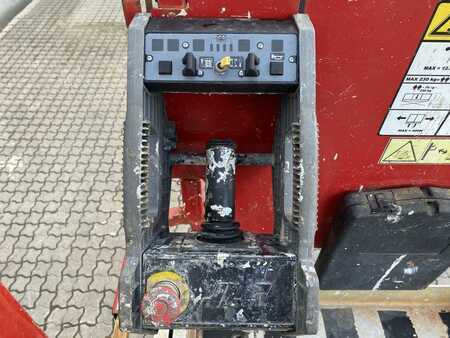 Scherenarbeitsbühne 2006  JLG 2646ES (3)