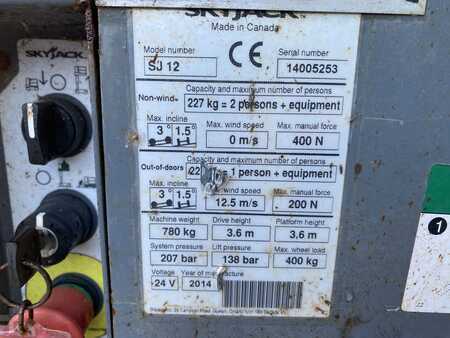 Schaarhoogwerker 2014  Skyjack SJ12 (8)
