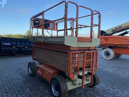 Piattaforme aeree a pantografo 2008  JLG 4069 (5)