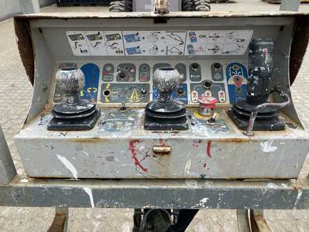 Kloubová pracovní plošina 2015  Manitou 260TJ (3)