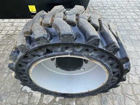 Puominostimet 2017  Manitou 160ATJ RC (6)