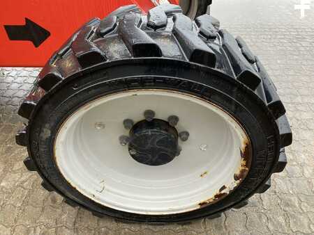 Kloubová pracovní plošina 2016  Manitou 260TJ (6)