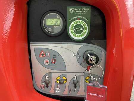 Speciální stroje 2019  Manitou 100VJR (9)