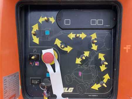 Piattaforme aeree articolate 2013  JLG 800AJ (9)