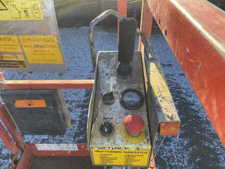 Pracovní plošina s nůžkovým zdvihem 2011  Skyjack SJ3219 (3)