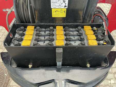 Erikoislaiteet 2016  Manitou 100VJR (8)