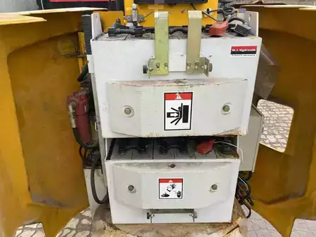 Spezialgeräte 2005  Haulotte STAR 10 (8)