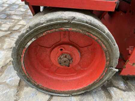 Pracovní plošina s nůžkovým zdvihem 2015  Manitou 78SEC (7)