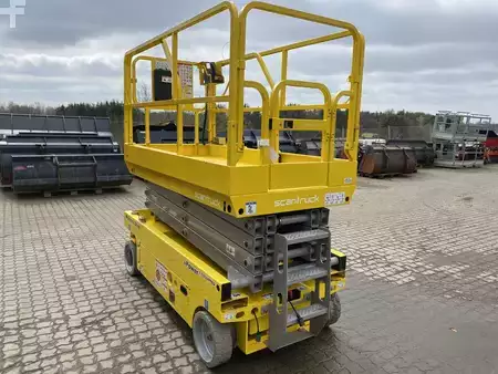 Scherenarbeitsbühne 2024  GMG 2646-i (5)