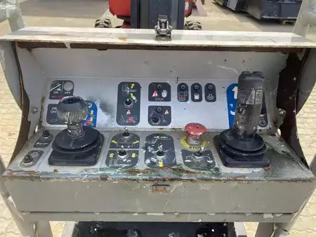 Led arbejdsplatform 2015  Manitou MANGO12 (3)