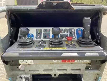 Kloubová pracovní plošina 2018  Manitou 200ATJ RC (3)