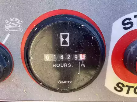 Ollós munka emelvény 2015  Manitou 140SC (10)