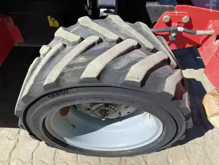 Ollós munka emelvény 2015  Manitou 140SC (6)