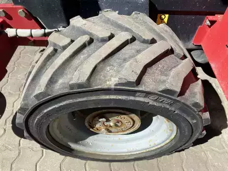 Ollós munka emelvény 2015  Manitou 140SC (7)