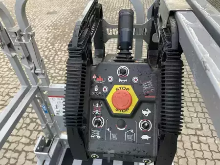 Saxliftar 2024  Manitou SE0808 (3)