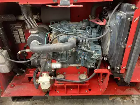 Pracovní plošina s nůžkovým zdvihem 2016  Manitou 100SC (8)