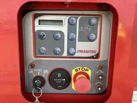 Pracovní plošina s nůžkovým zdvihem 2016  Manitou 100SC (9)