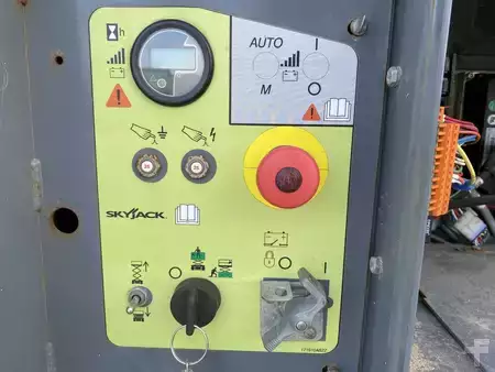 Saksinostimet 2020  Skyjack SJ6832 RTE (9)