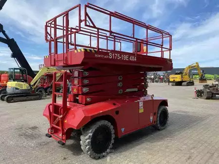 Levantamento tesoura 2022  PB S175-19E 4X4 (4)