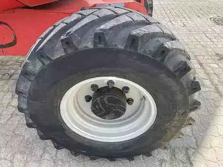Fler stegs bom 2014  Manitou 200ATJ RC (6)