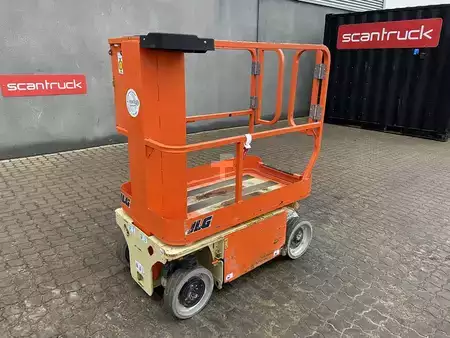 Speciální stroje 2017  JLG 1230ES (1)