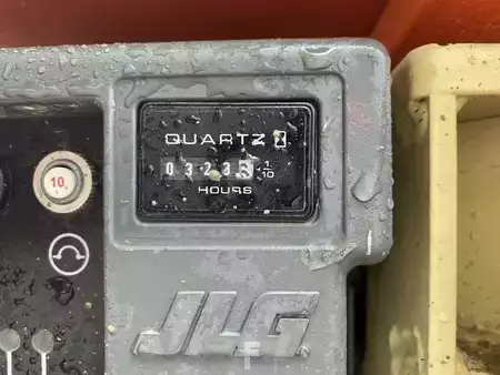 Speciální stroje 2018  JLG 1230ES (10)