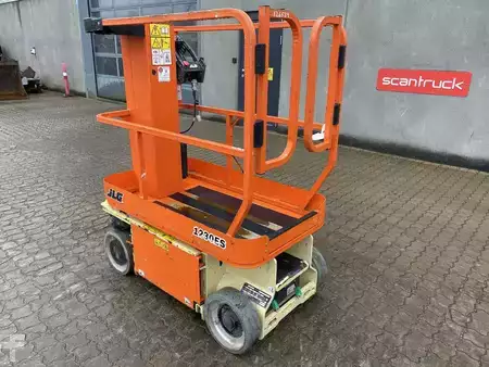 Speciální stroje 2018  JLG 1230ES (2)