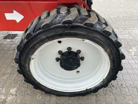 Kloubová pracovní plošina 2016  Manitou 260TJ (6)