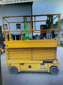 Pracovní plošina s nůžkovým zdvihem 2015 Haulotte Compact 14 (2)