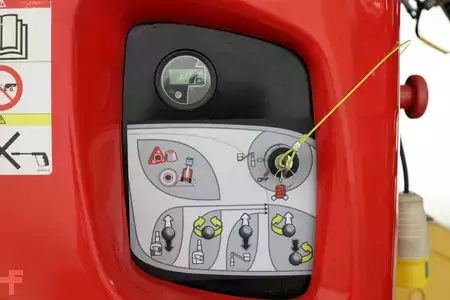 Függöleges emelö emelvény 2021  Manitou 100-VJR (5)
