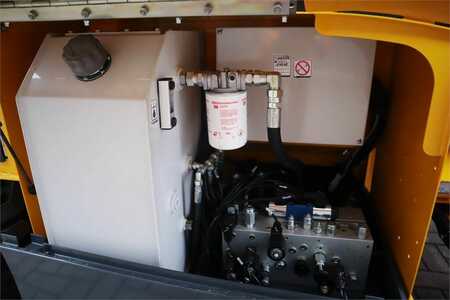 Piattaforme aeree a pantografo  Haulotte COMPACT 12DX Valid Inspection, *Guarantee! Diesel, (9)