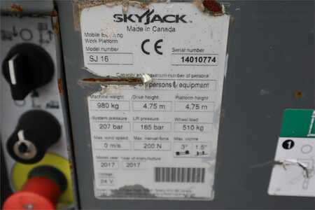 Piattaforme aeree articolate  Skyjack SJ16 Electric, 6,75m Working Height, 227kg Capacit (10)