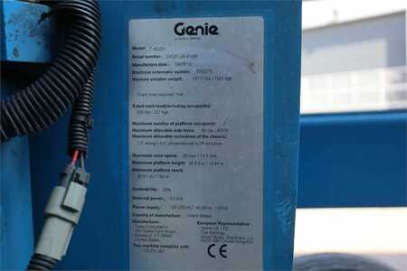 Gelenkteleskopbühne  Genie Z45/25J Bi-Energy Diesel / Battery, 4x2 Drive, 16m (6)